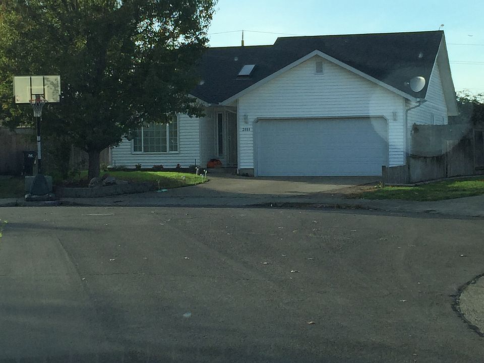 Front of house. Tree is gone