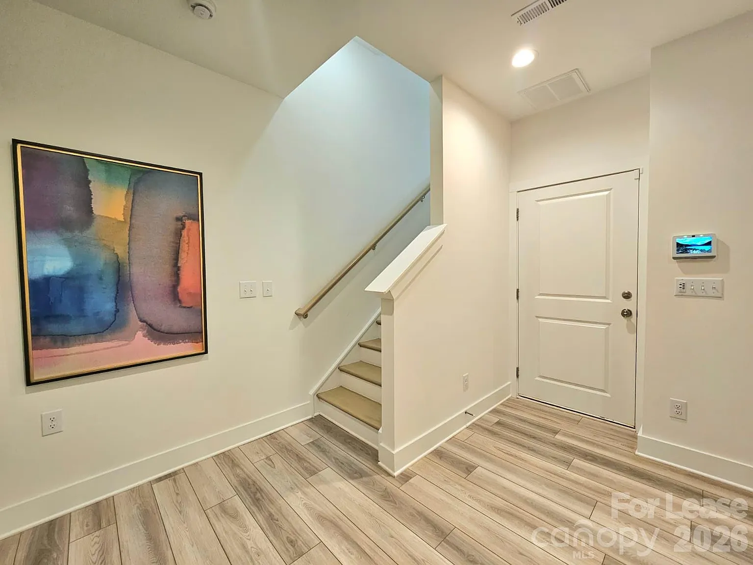 2 bed, 4.0 bath, 1598 sqft, $2,400 — Photo 3