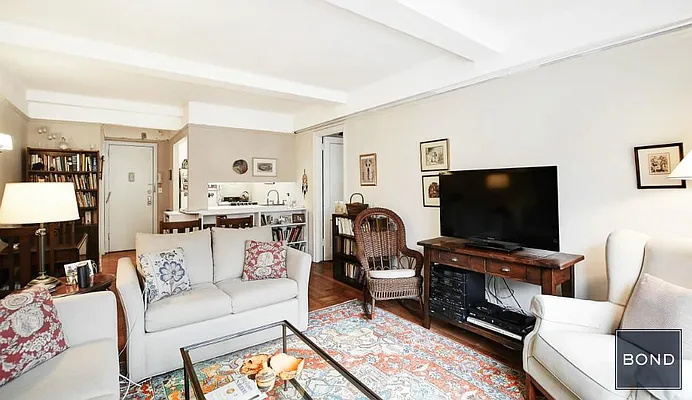 Rented by Bond New York | media 14