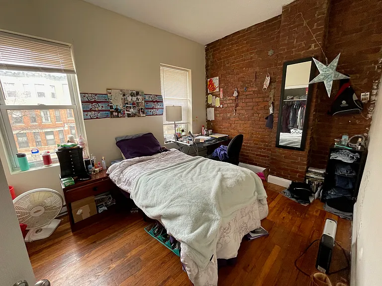 888 Huntington Ave #5 — Photo 3