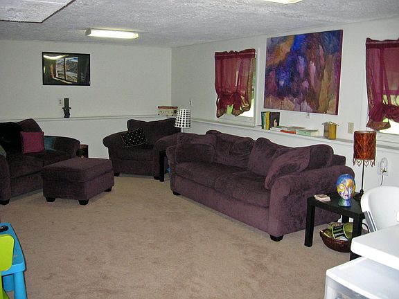 Over-sized Family Room