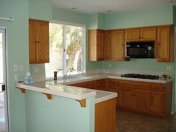 2nd image of 39905 Temecky Way