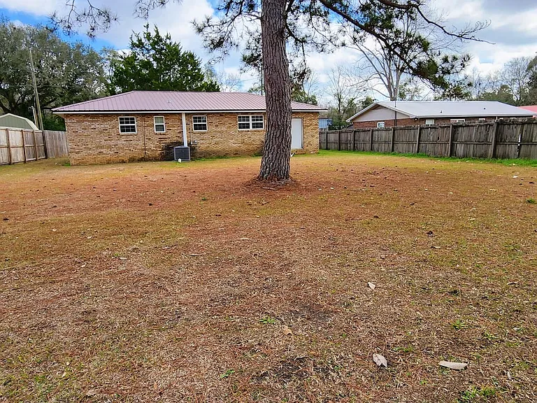 1048 Patterson Cir — Photo 38