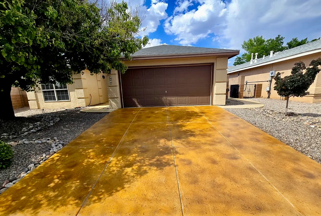 3 bed, 1800 sqft, $2,399 — Photo 2