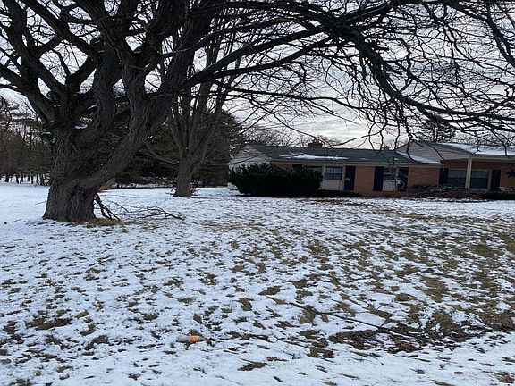 3rd image of 1178 Woodkrest Dr