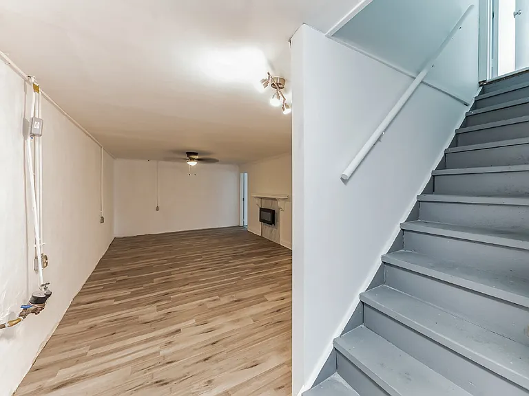 2964 Werkridge Dr — Photo 10