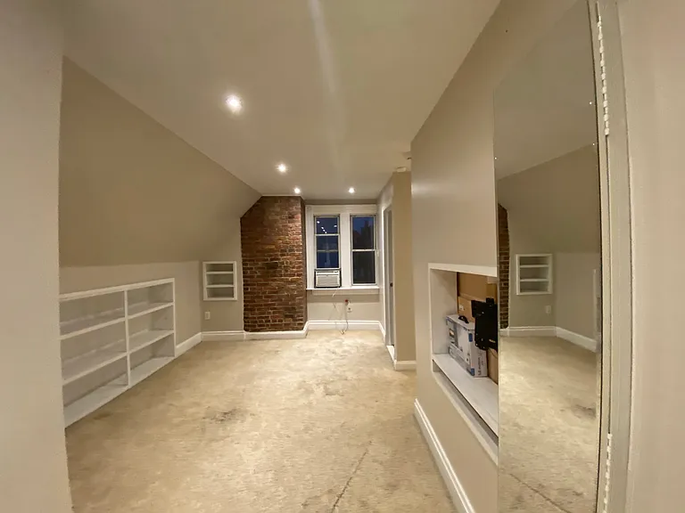 223 Lehigh Ave — Photo 23