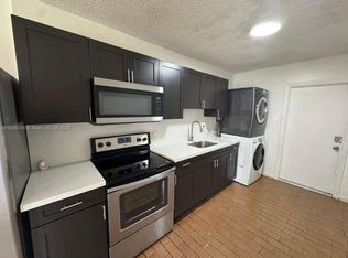 2710 NW 11th Pl #1-2, Lauderhill, FL 33311