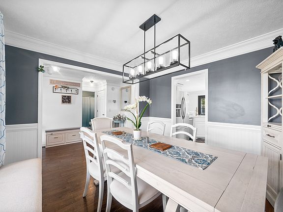 5th image of 462 Winding Bluff Way