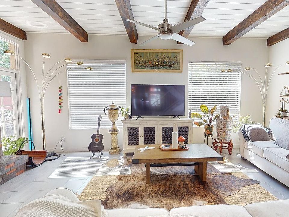 1st image of 2031 W NOPAL Avenue W
