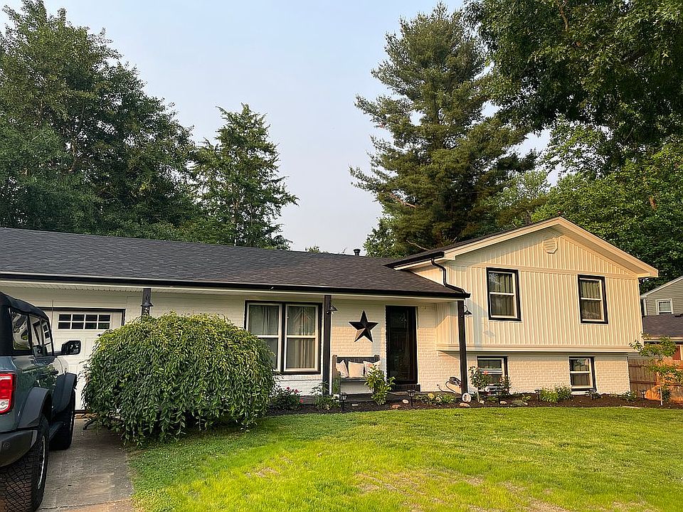 2nd image of 10303 Nanka Rd