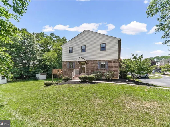 550 Coventry Ln, West Chester, PA 19382