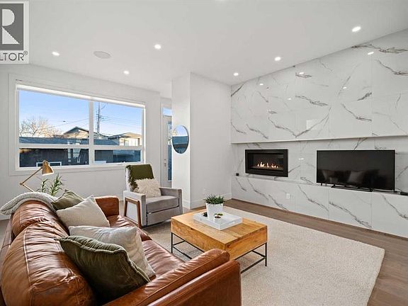 4th image of 4906 21st St SW