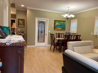 6060 Clinton St, Burnaby, BC V5J2M5