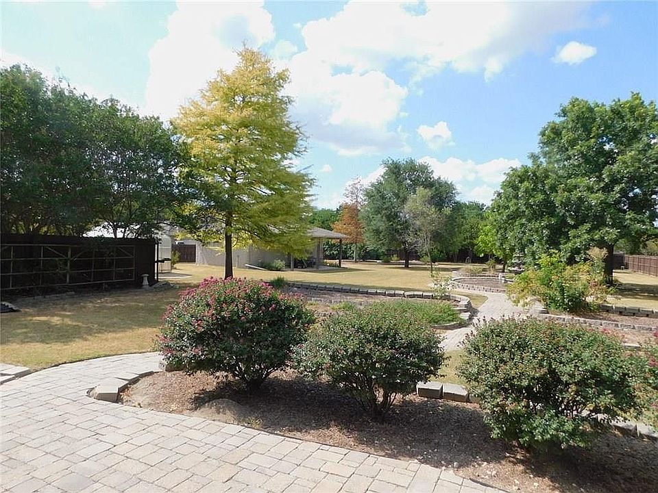 1st image of 8611 Glen Eagles Dr
