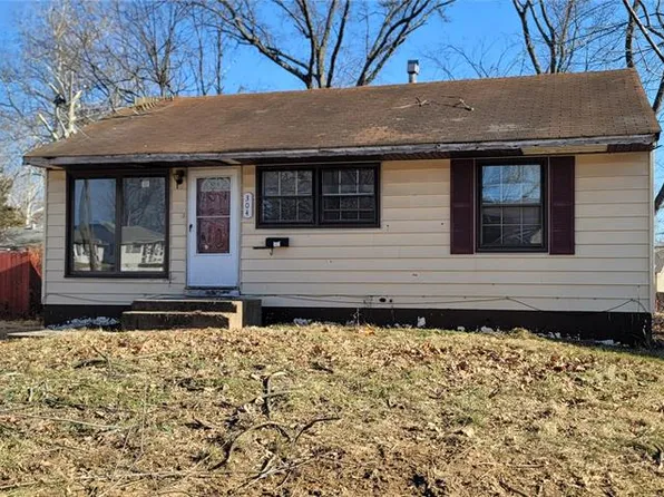 304 Lanark Rd, Saint Louis, MO 63137