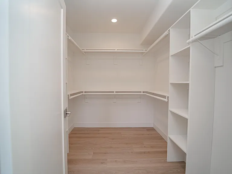 2115 Holly Dr — Photo 55