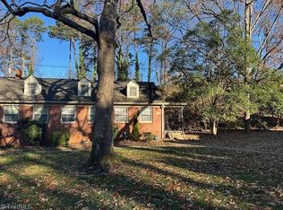 1242 Pamlico Dr, Greensboro, NC 27408