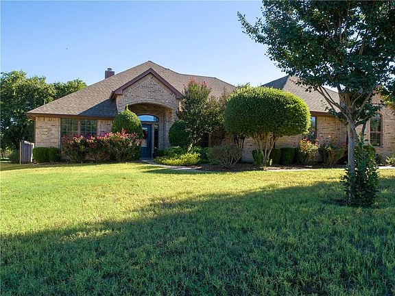 2nd image of 109 Heritage Pl