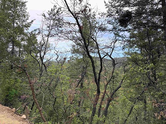 2nd image of Henry Summit Dr