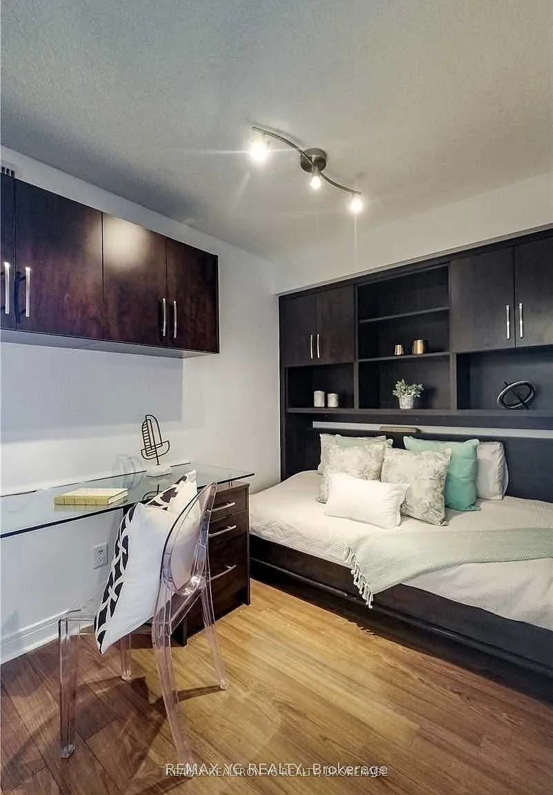2 bed, $2,500 — Photo 2