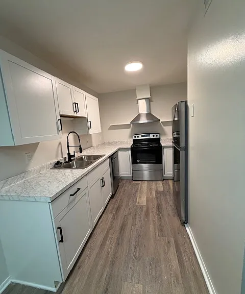 3745 Southway Dr SW #32 — Photo 2