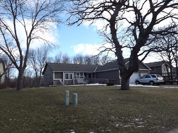 3rd image of 2916 98th Ave N
