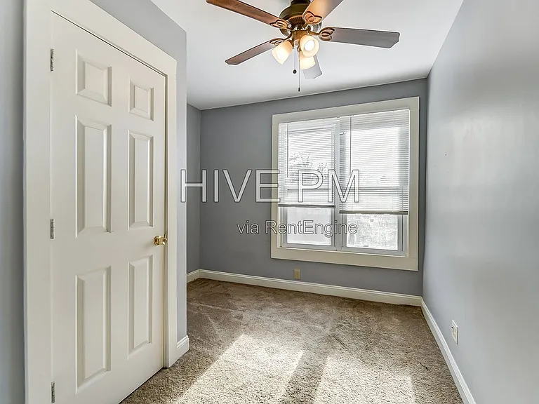 3246 Linwood Ave #2 — Photo 24