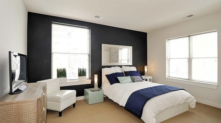 1st image of 1805 W Argyle St #1807205