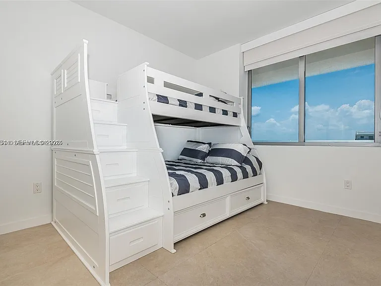 16385 Biscayne Blvd #2118 — Photo 15