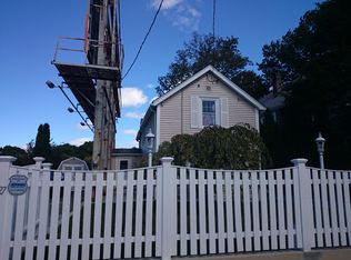 27 Vineland St, Brighton, MA 02135