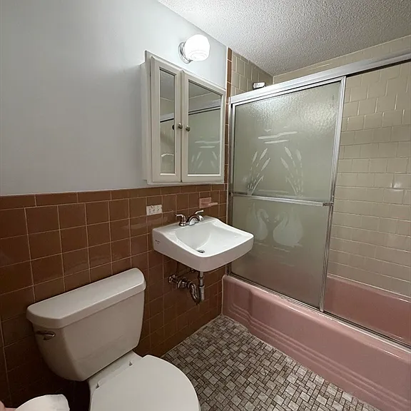 685 Moody St #11 — Photo 16