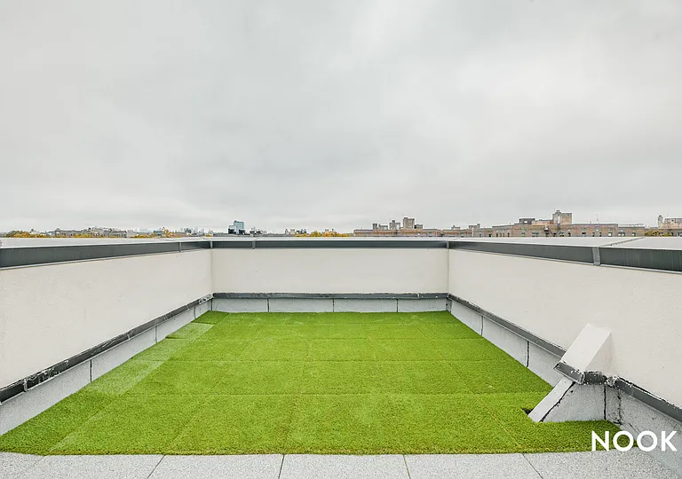 586 E 32nd St #4B — Photo 20