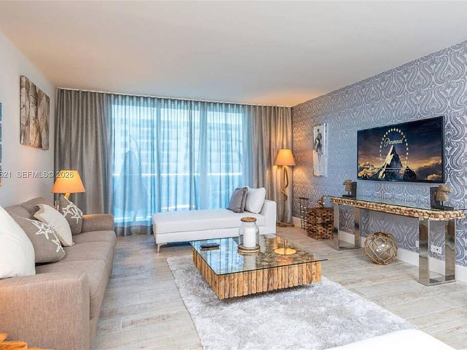 1st image of 102 24th St APT 1108