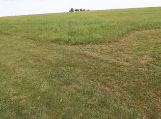 5255 Stonegate Dr, Zanesville, OH 43701