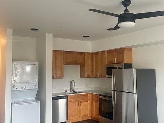 3rd image of 4902 NE 94th Ave #362