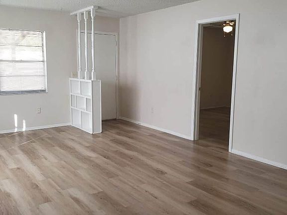 4th image of 345 2nd Ave N #B