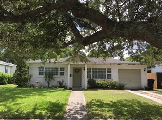 1126 Guernsey St, Orlando, FL 32804