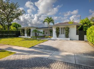 6070 SW 12th St, West Miami, FL 33144
