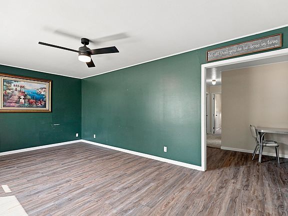 4th image of 1714 N Quincy St