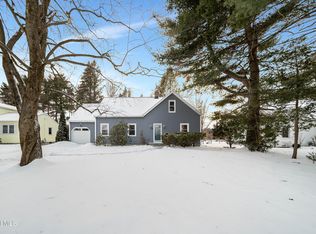 8 Providence Street, Guilderland, NY 12203