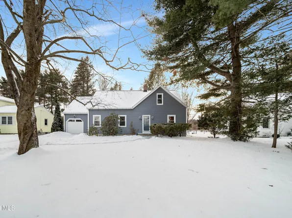 8 Providence Street, Guilderland, NY 12203