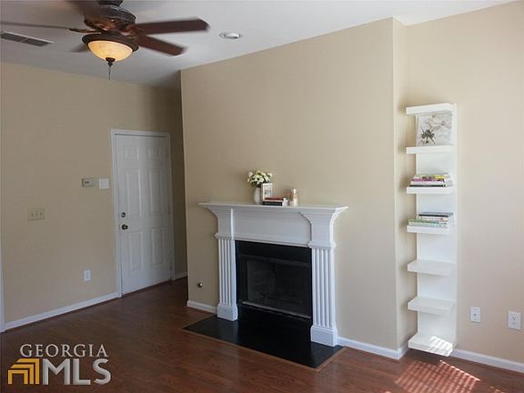 5th image of 506 Vinings Forest Ct SE