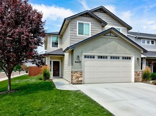 4647 N Bright Angel Pl, Meridian, ID 83646