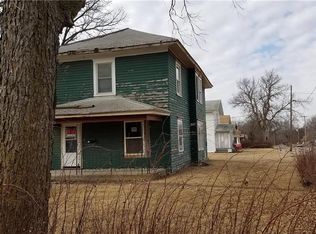 119 N F St, Herington, KS 67449