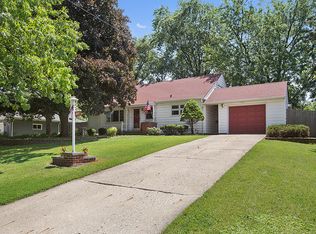 322 Freehauf St #2T, Lemont, IL 60439