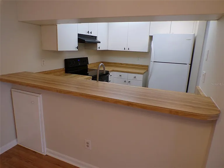 634 Bird Bay Dr E #102 — Photo 5
