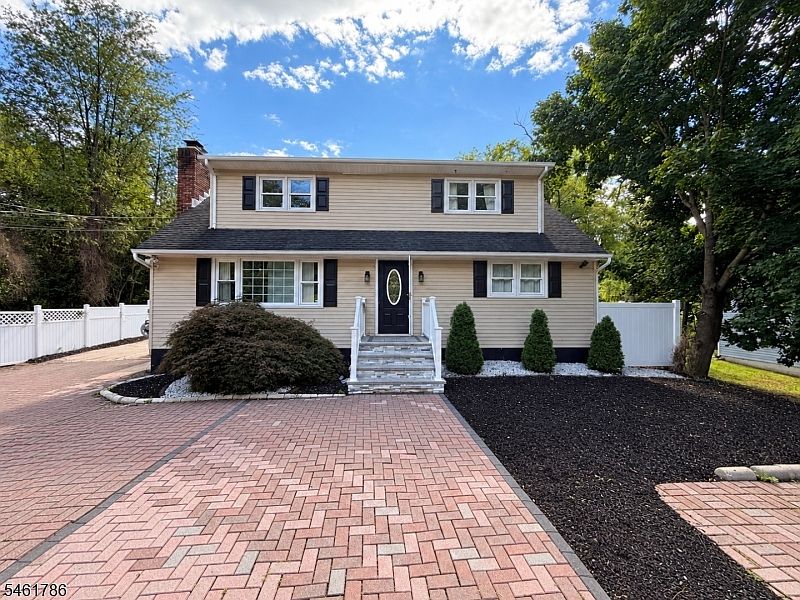1st image of 459 Franklin Blvd