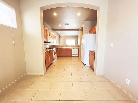 5th image of 1416 Maryland Heights Ave