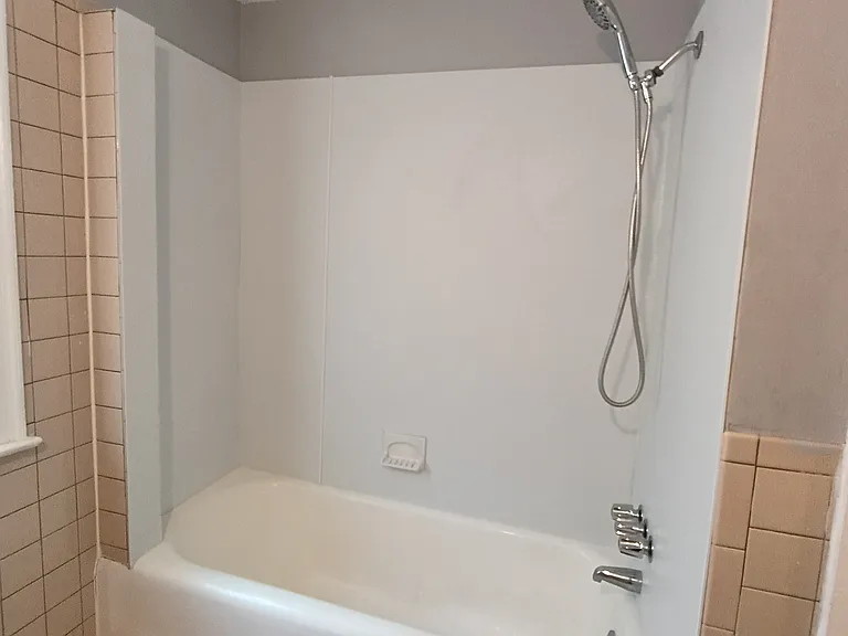 257 Sheffield Ave — Photo 9